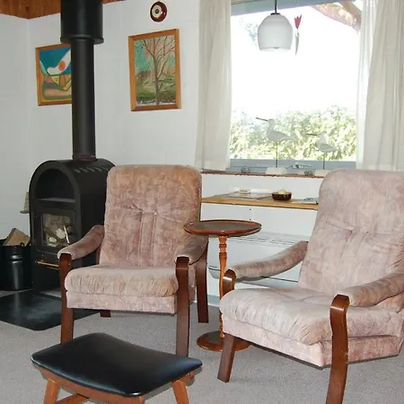 3 Bedroom Amazing Home In Humble Сasa de vacaciones